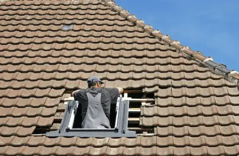 Pose de velux - Le Val-Saint-Père